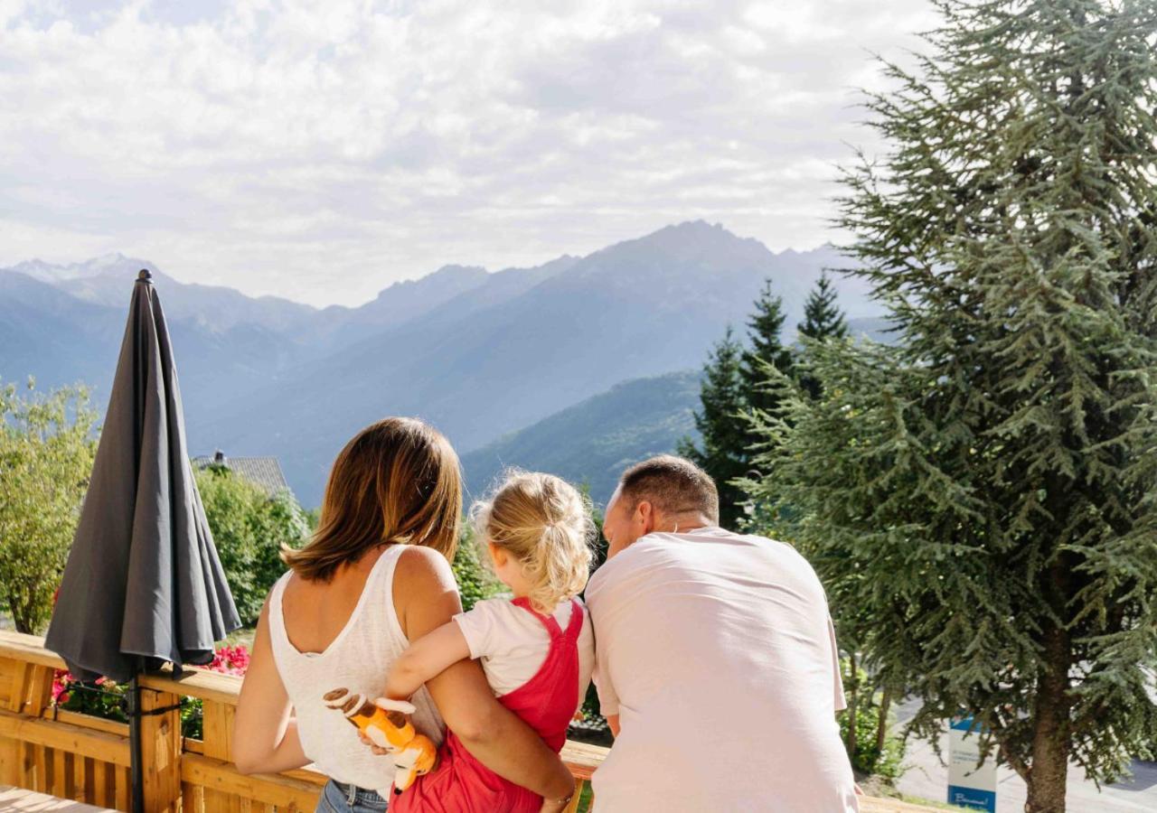 Village Vacances Atc Routes Du Monde Saint-Francois-Longchamp Εξωτερικό φωτογραφία