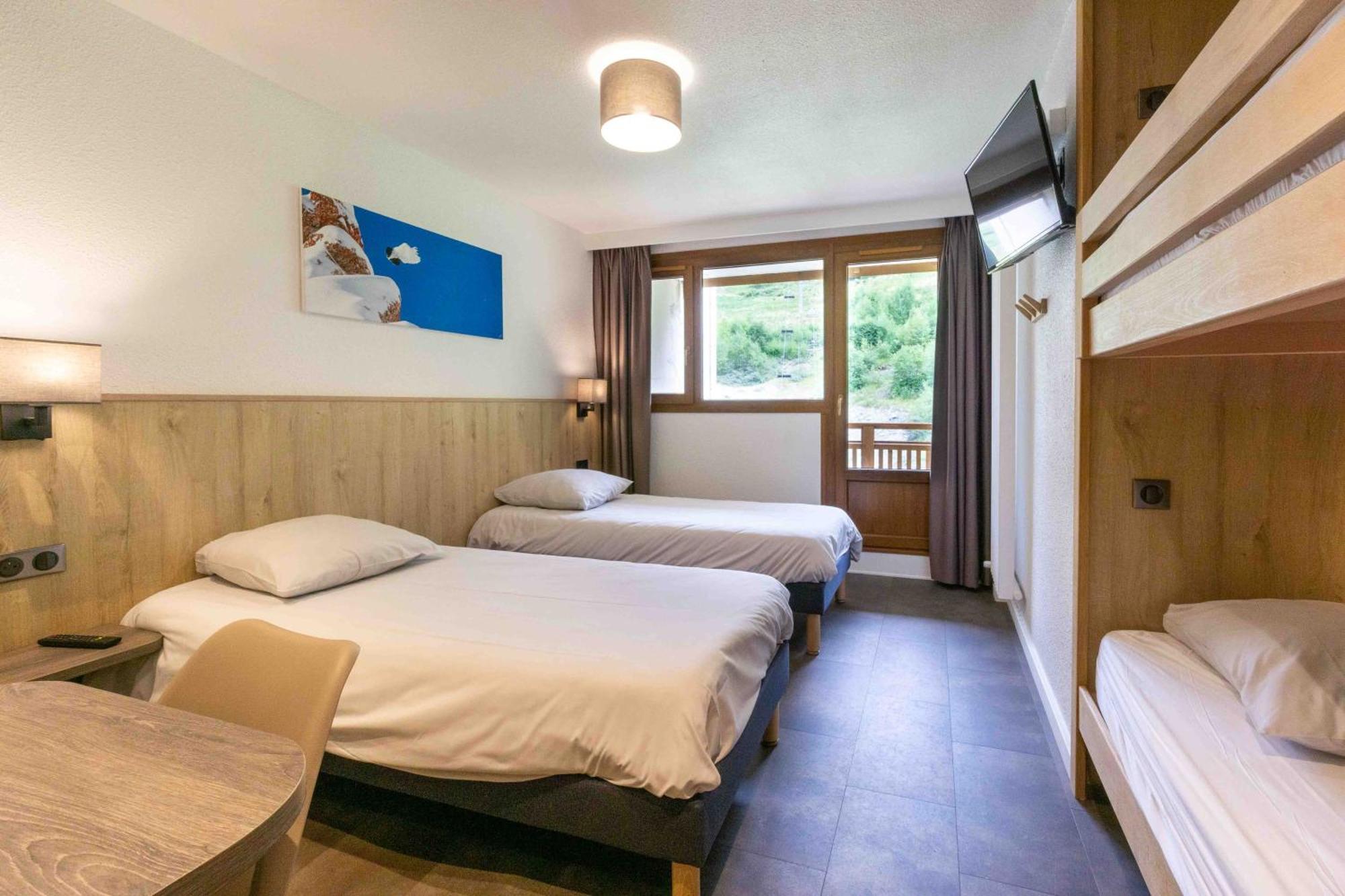 Village Vacances Atc Routes Du Monde Saint-Francois-Longchamp Εξωτερικό φωτογραφία